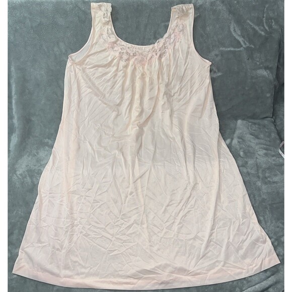 Vintage Lorraine Lingerie Night Gown Womens Medium Peach Lace Collar Silky Satin